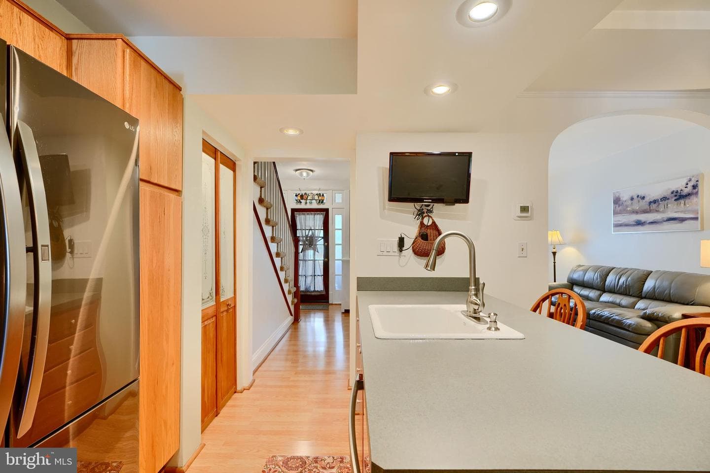 6736 Woodley Road photo 16