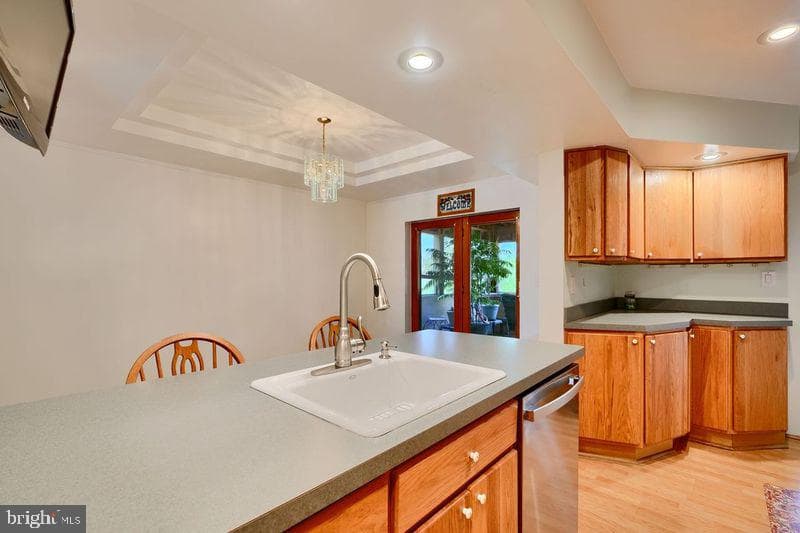 6736 Woodley Road photo 17