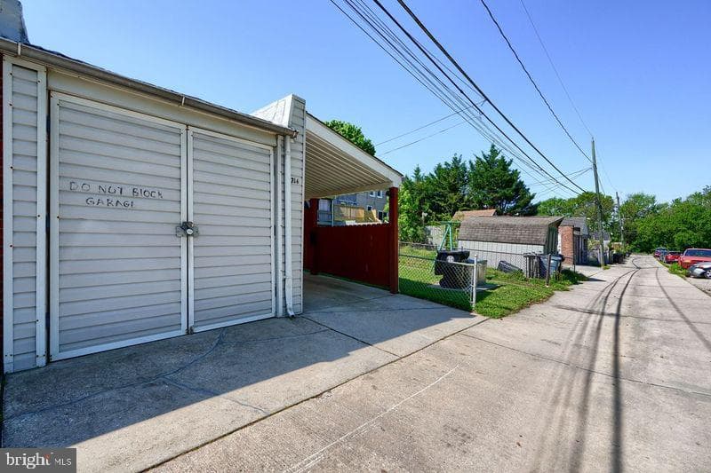 6736 Woodley Road photo 36
