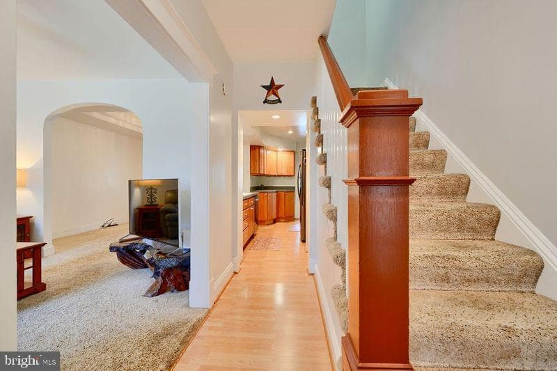 6736 Woodley Road photo 4