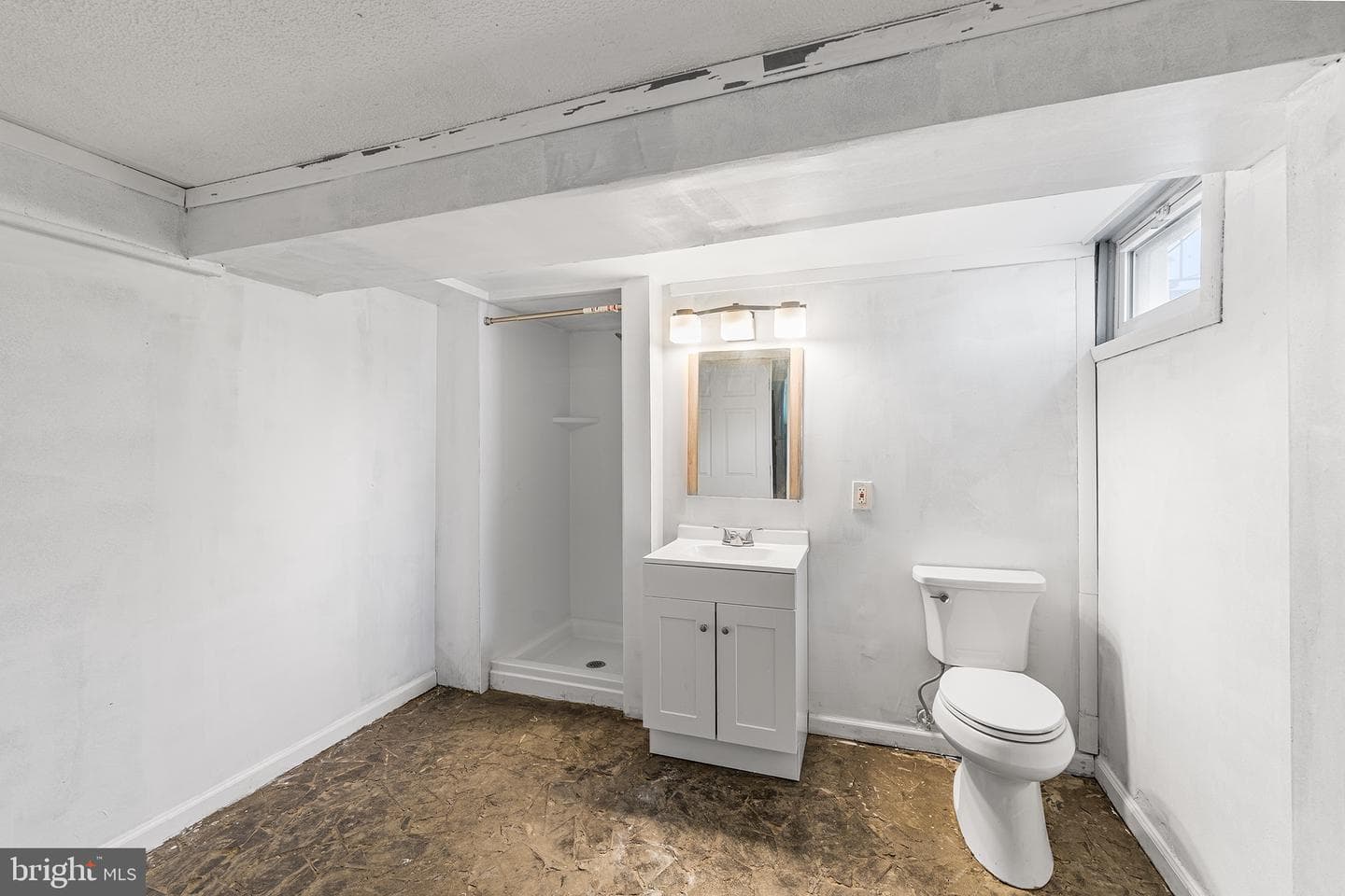 7006 Paris Road photo 26