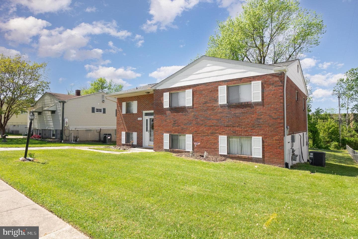 2324 Hamiltowne Circle photo 1