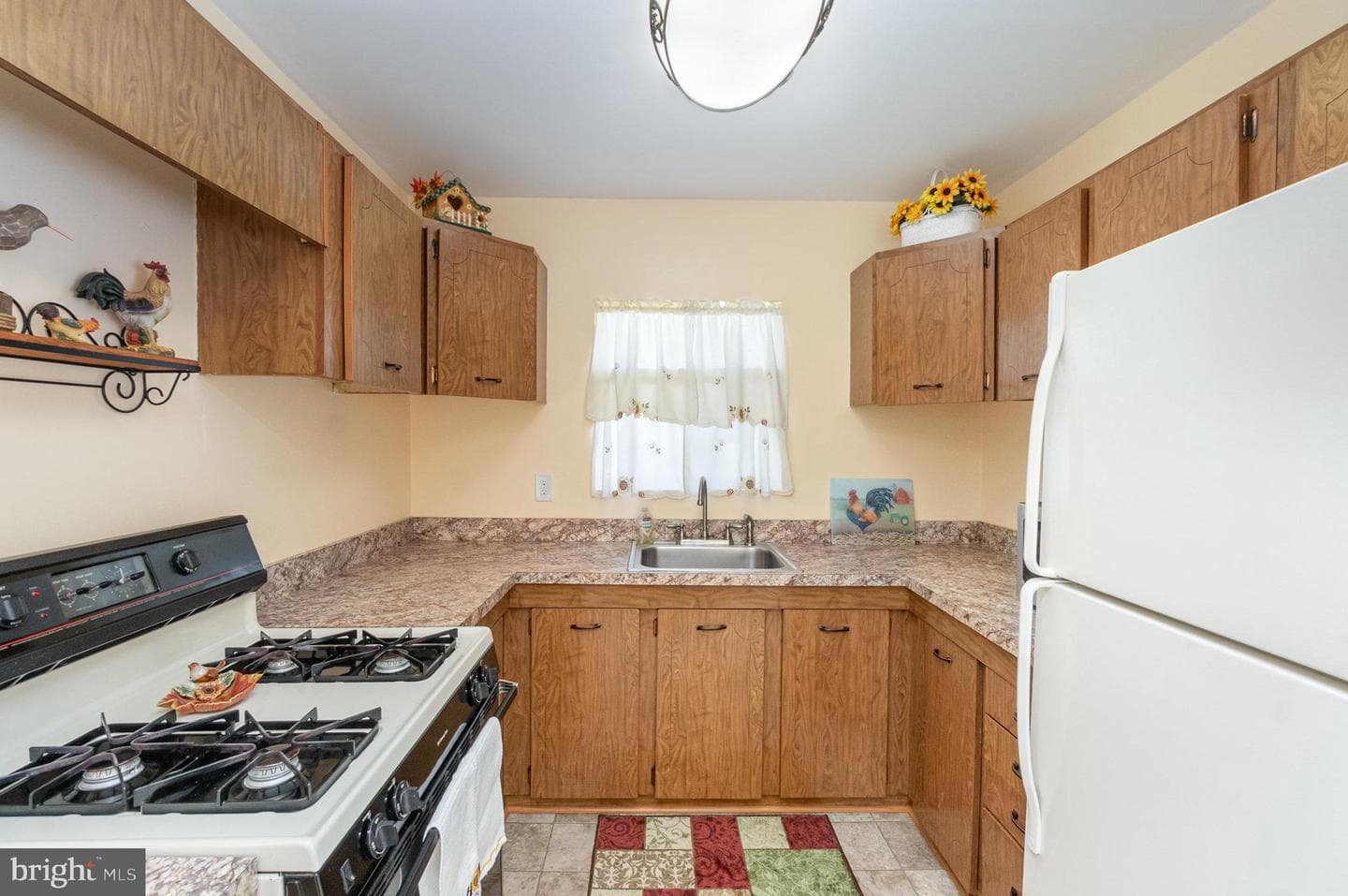 2324 Hamiltowne Circle photo 10