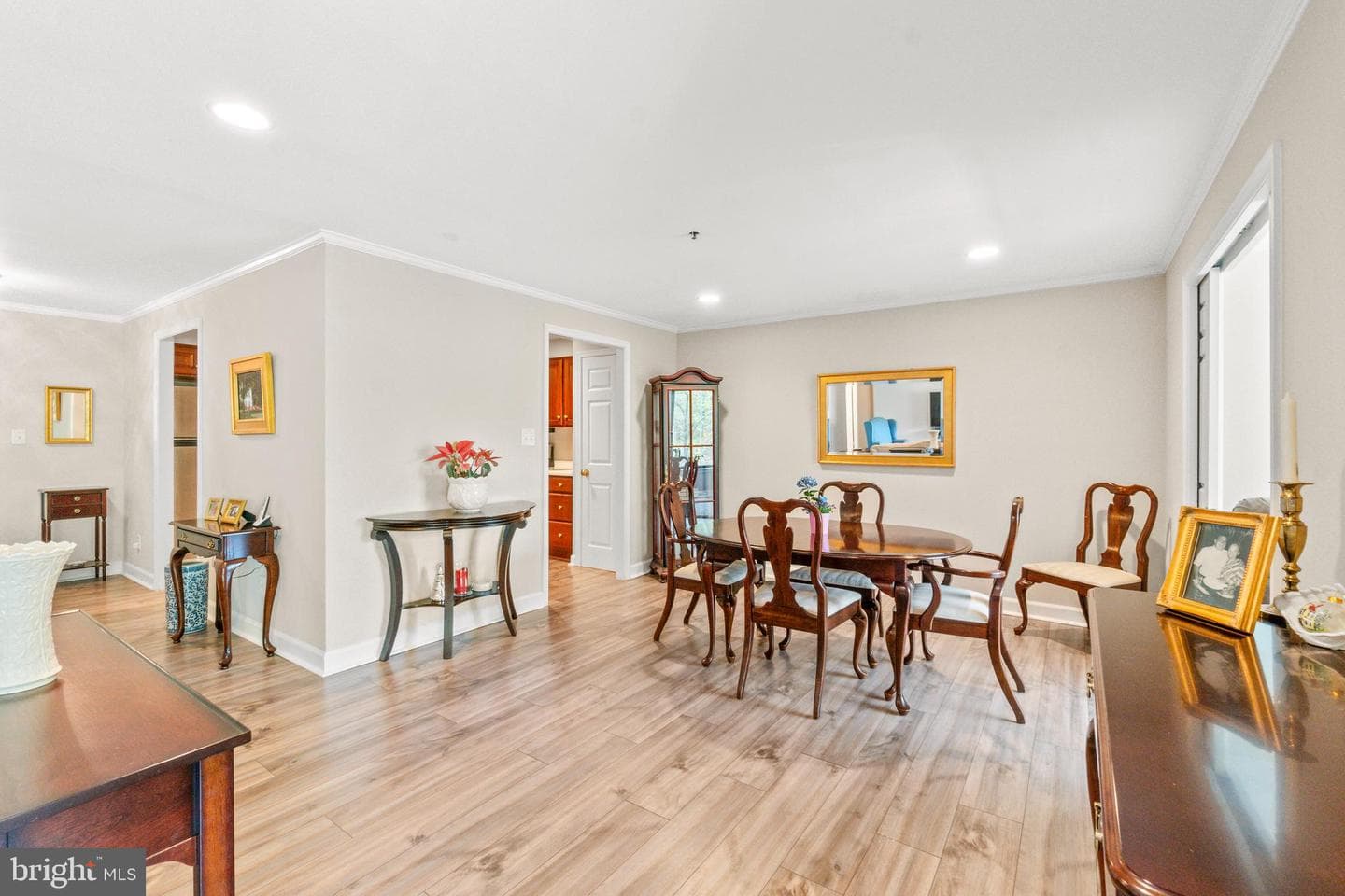 1 Southerly Court #404 photo 13