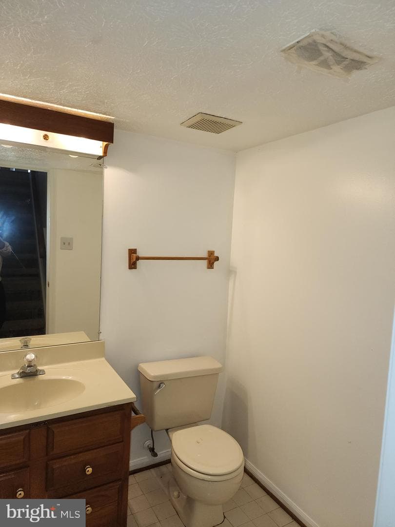 8138 Township Drive photo 11