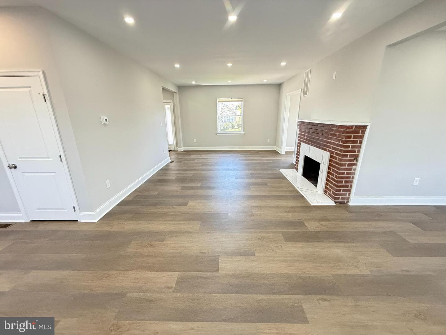 1230 Taylor Avenue photo 11