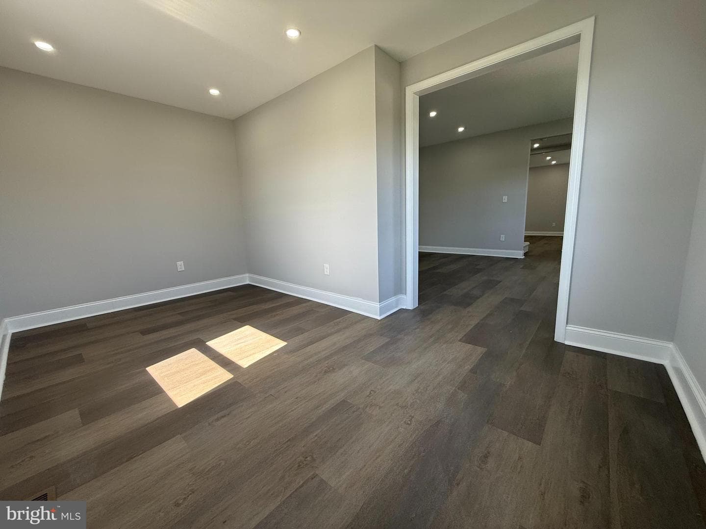 1230 Taylor Avenue photo 13