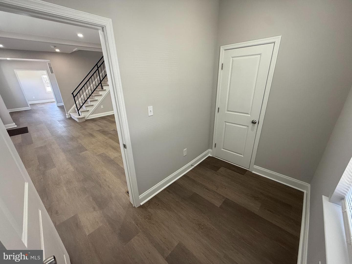1230 Taylor Avenue photo 14