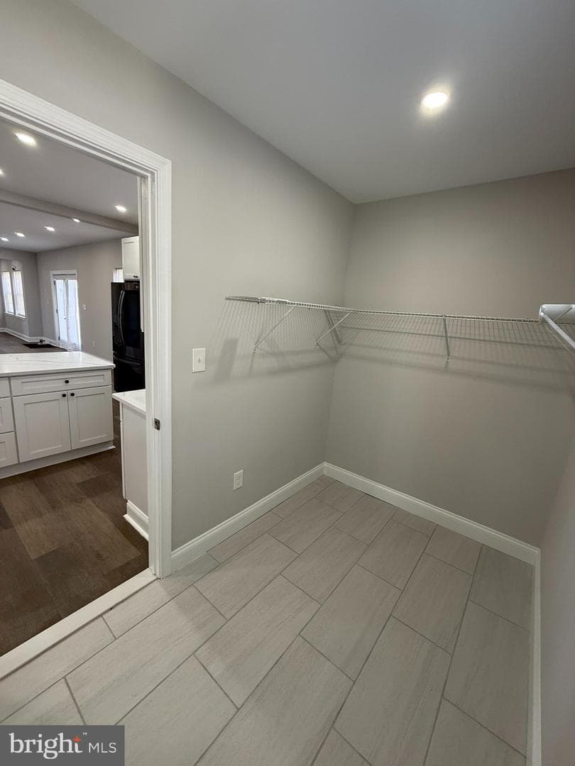 1230 Taylor Avenue photo 17