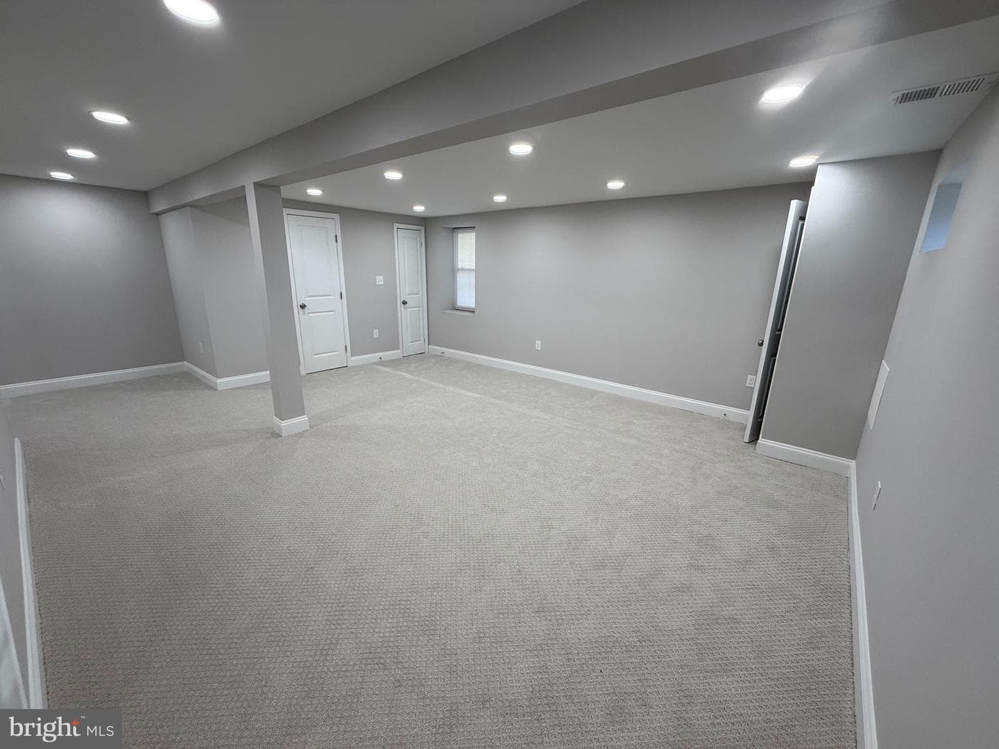 1230 Taylor Avenue photo 18