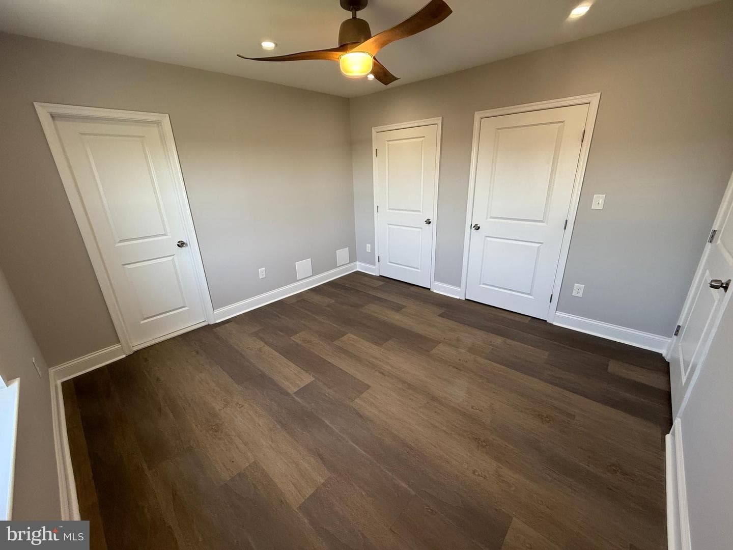 1230 Taylor Avenue photo 25