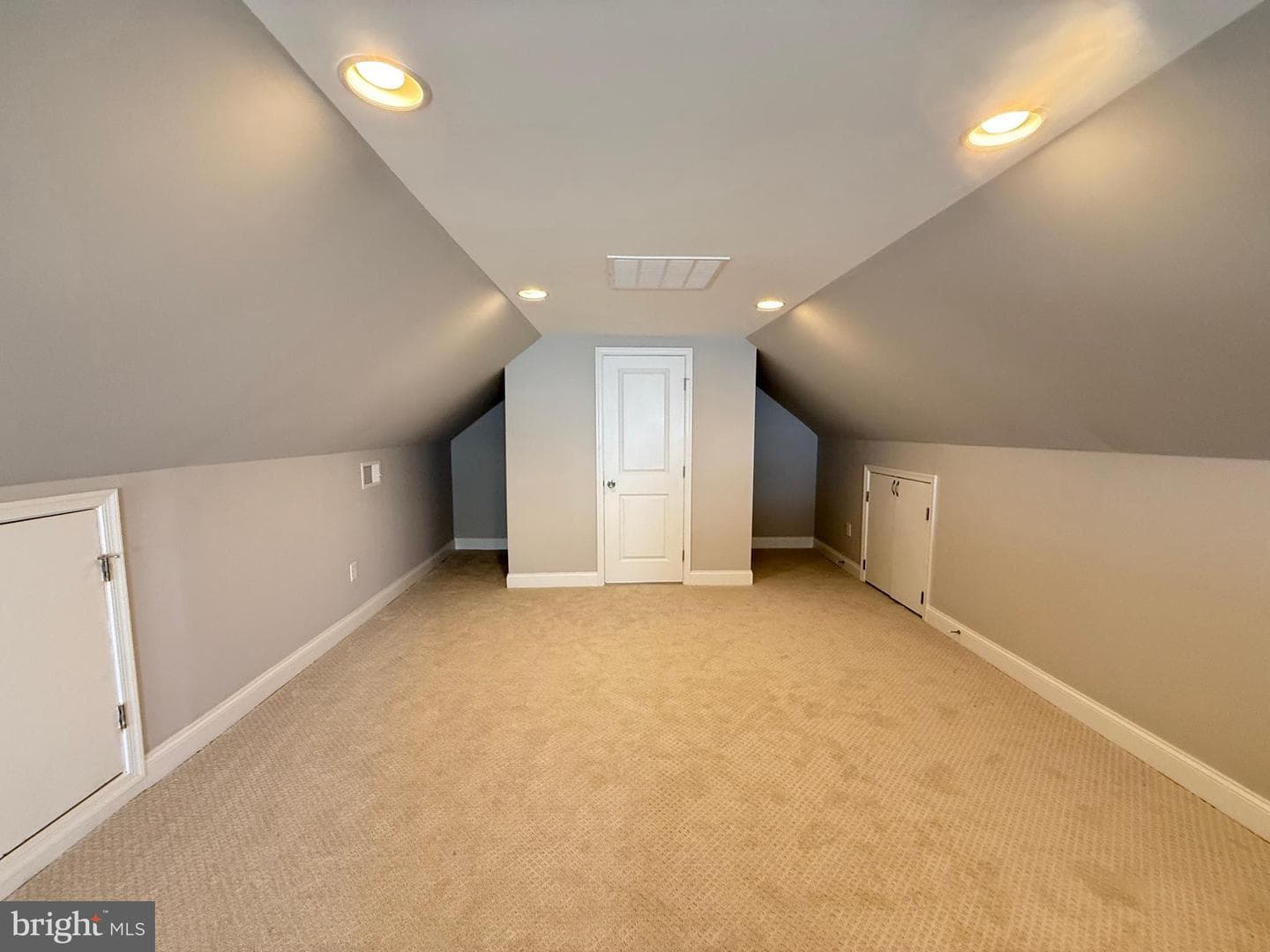 1230 Taylor Avenue photo 36