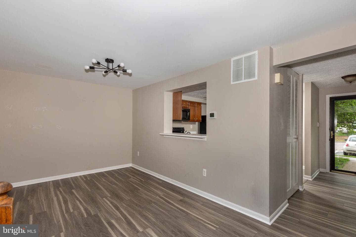 8122 Township Drive photo 20