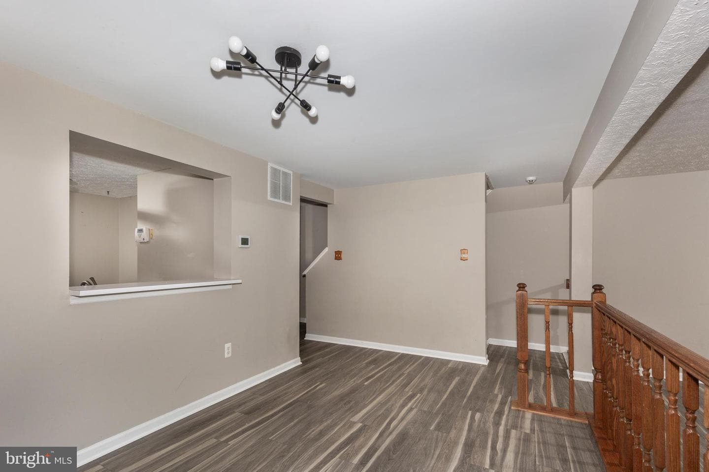 8122 Township Drive photo 21