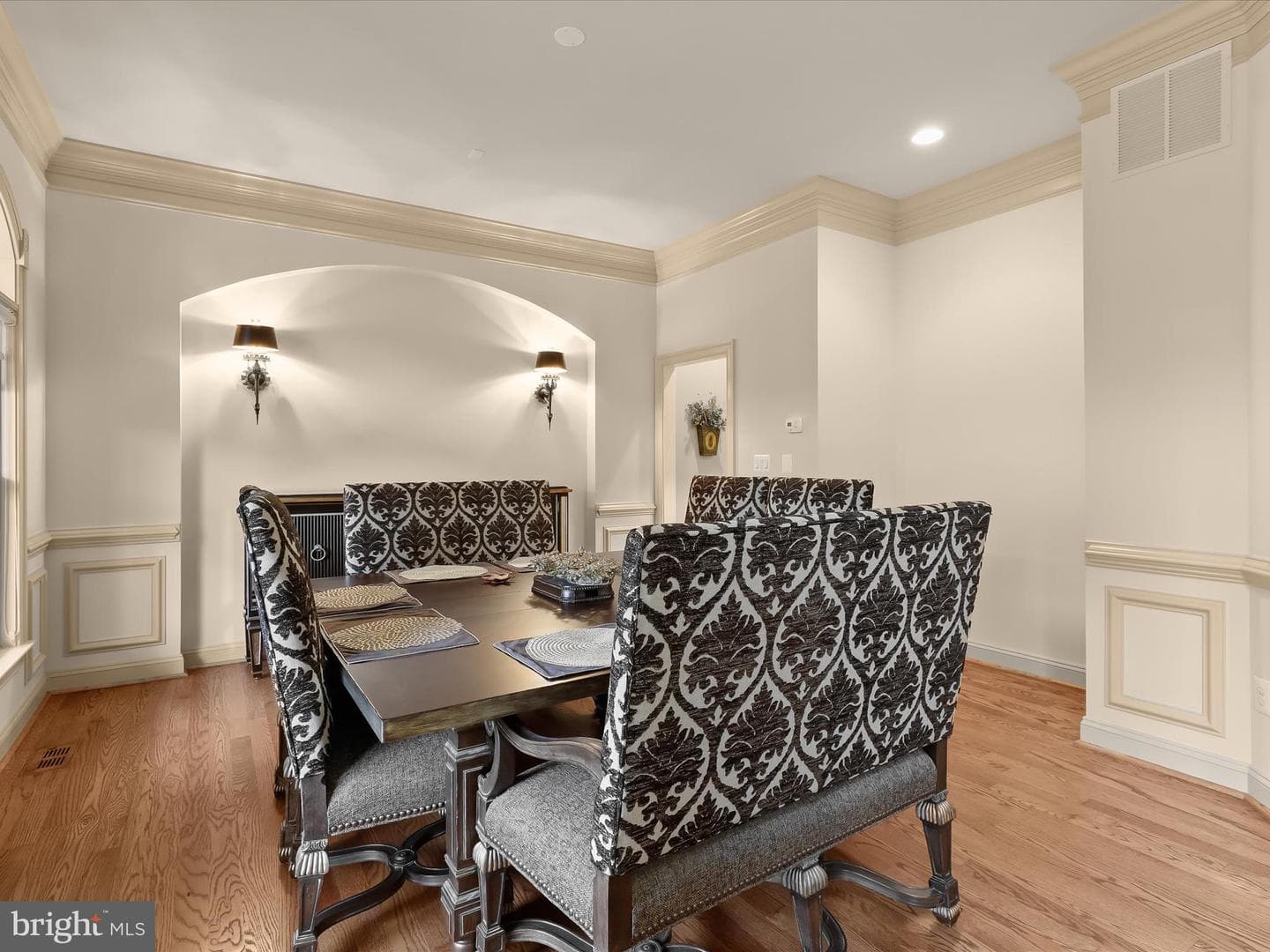 6 Jarretts Court photo 12