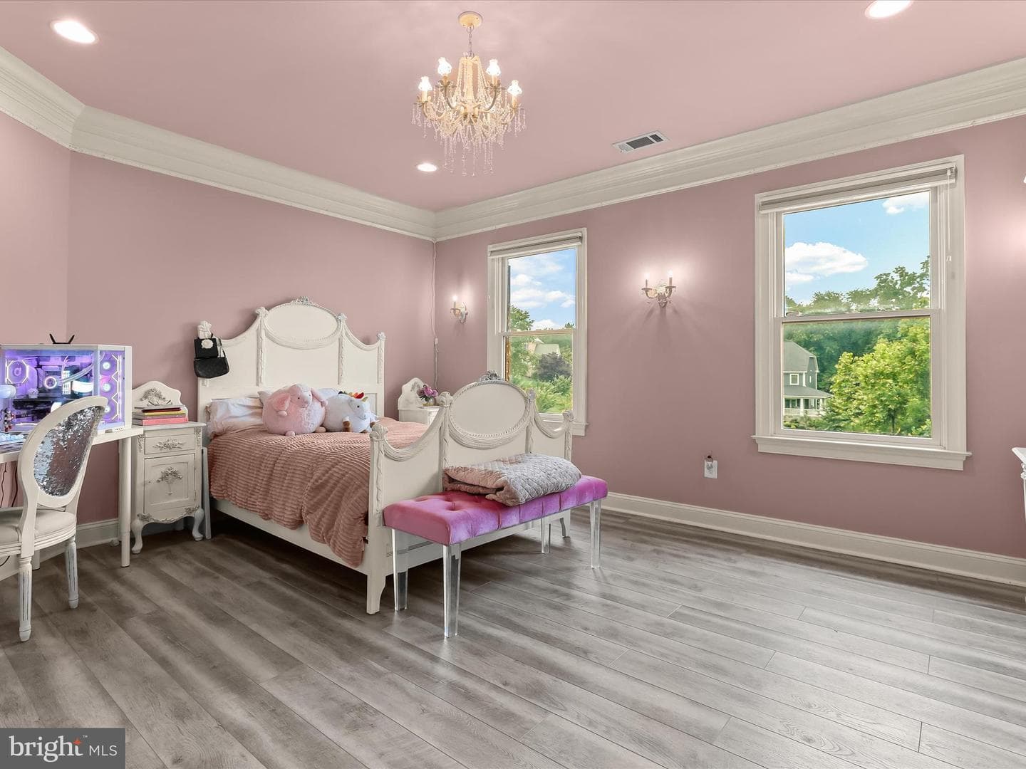 6 Jarretts Court photo 42