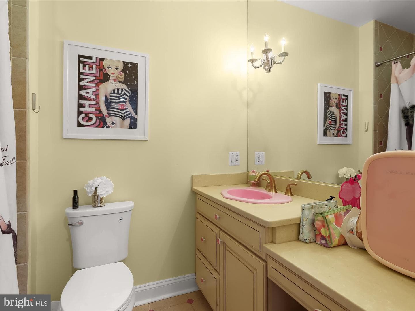 6 Jarretts Court photo 44
