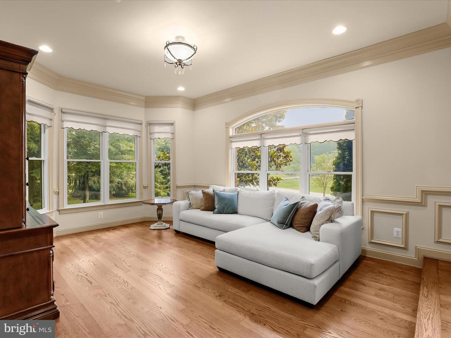 6 Jarretts Court photo 7