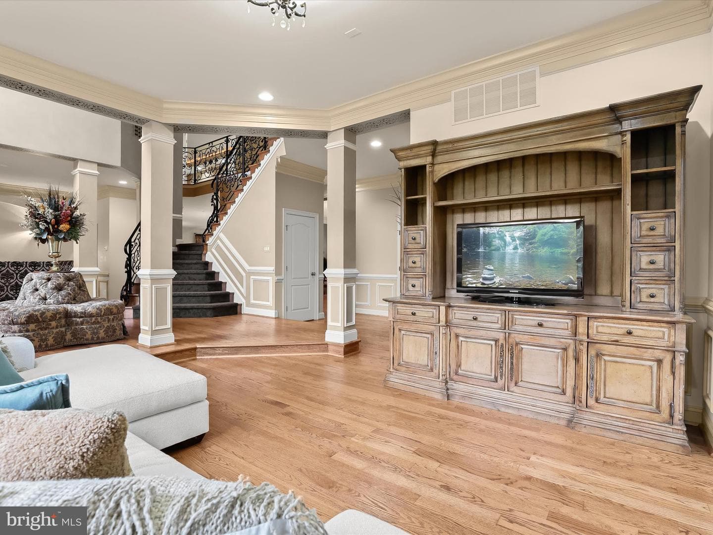 6 Jarretts Court photo 9