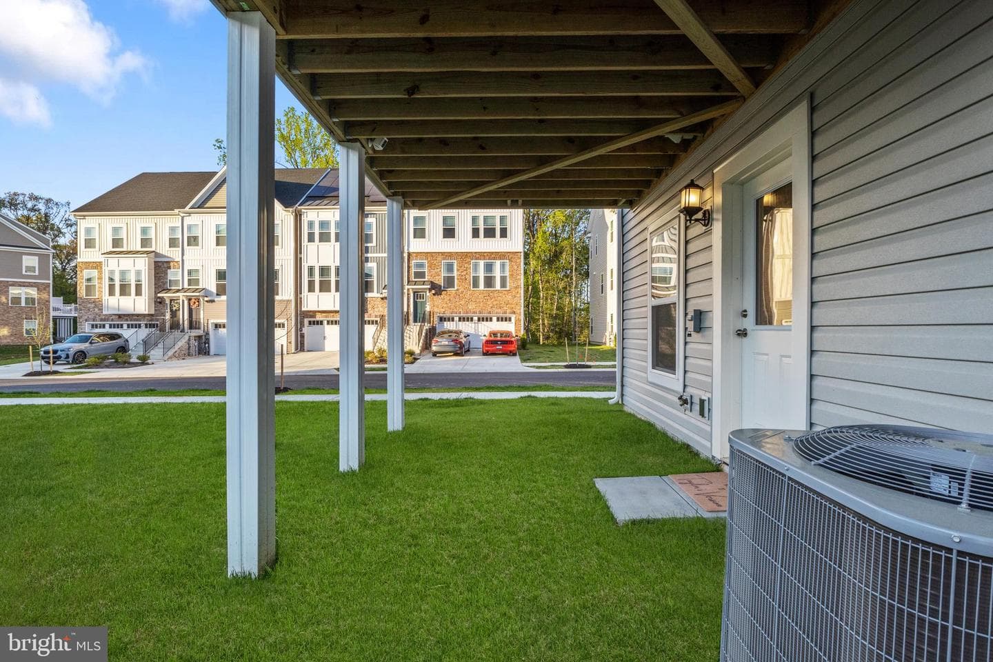 1808 Watermark Way photo 33