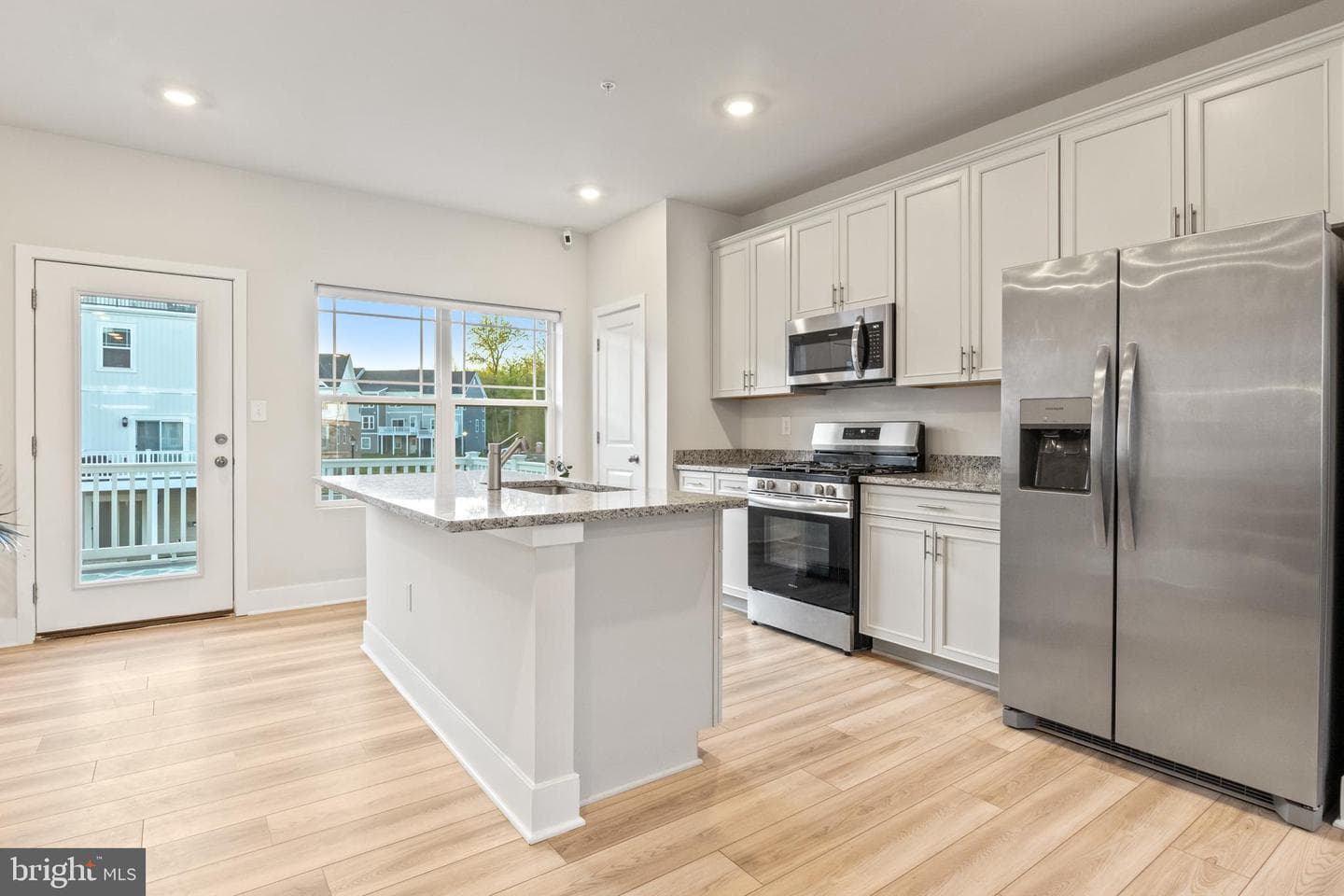 1808 Watermark Way photo 8