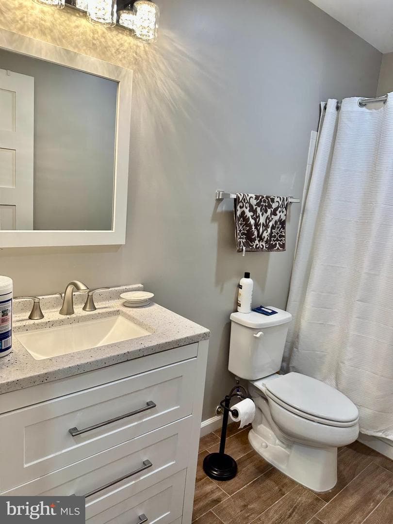 8225 Ruxton Crossing Court photo 5