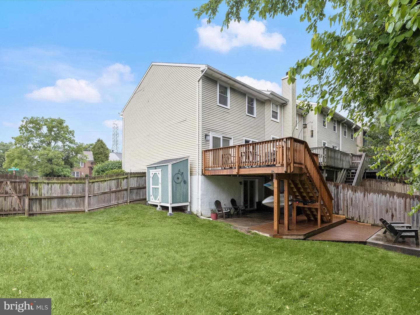 8601 Castlemill Circle photo 46