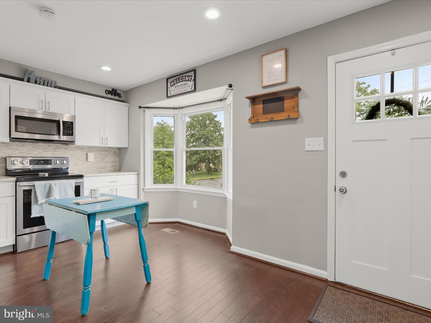 8601 Castlemill Circle photo 5