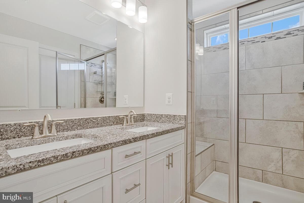 1218 Campbell Boulevard photo 22