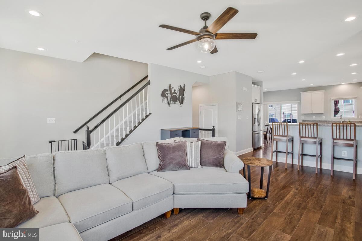 1218 Campbell Boulevard photo 9