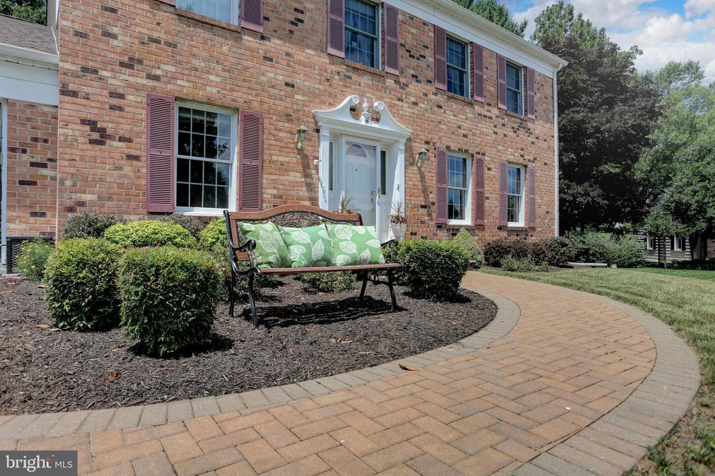 4 Teaneck Court photo 2