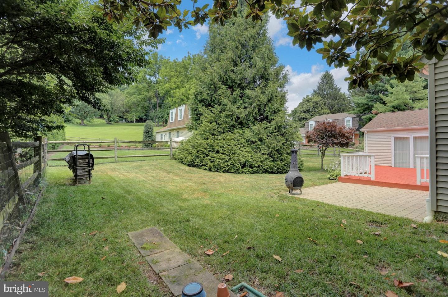 4 Teaneck Court photo 46