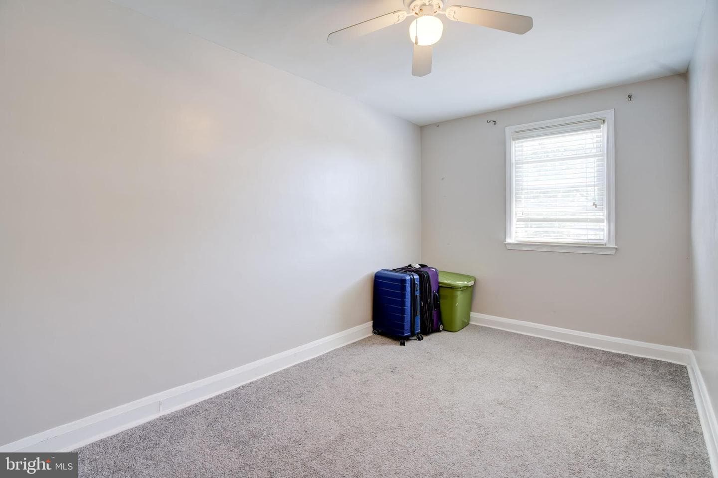 126 Kingston Road photo 21