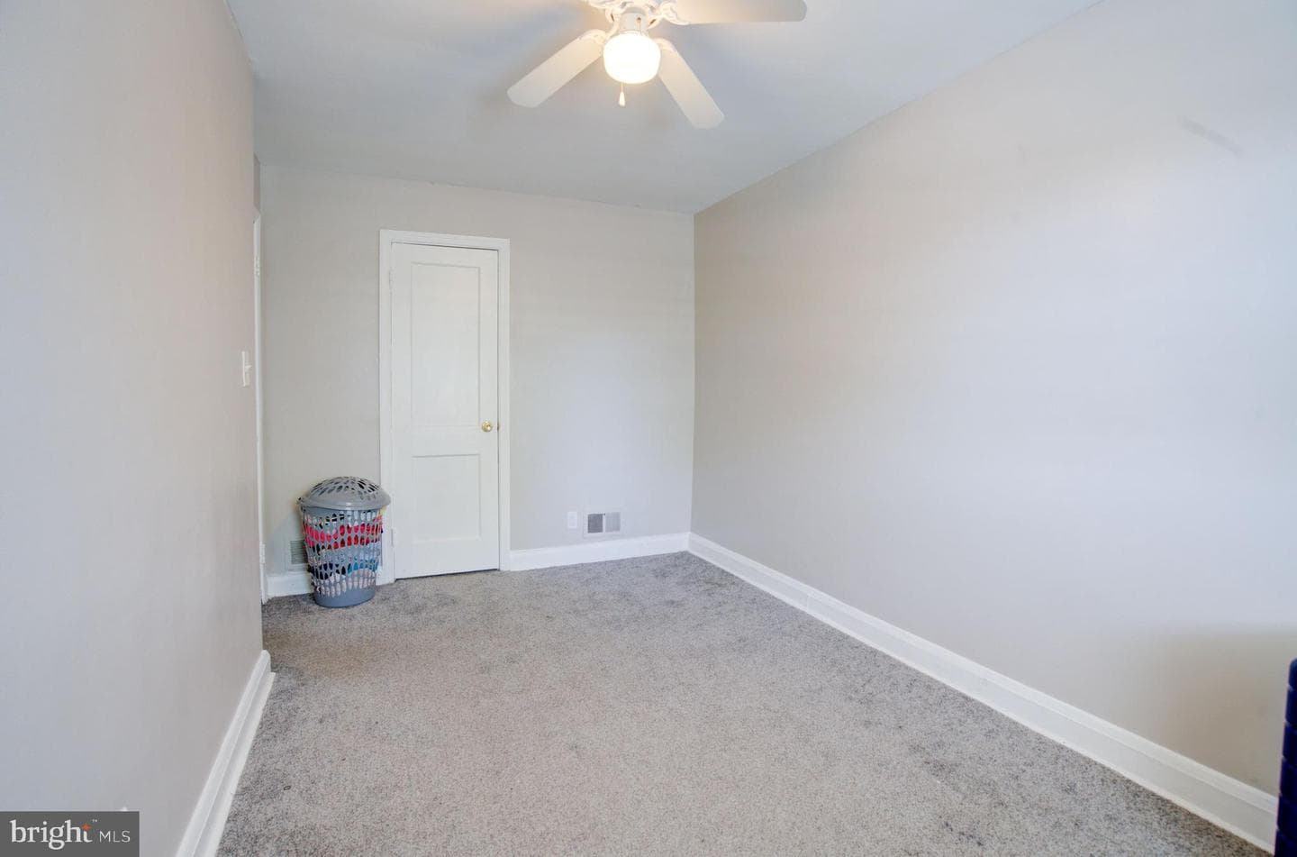 126 Kingston Road photo 22