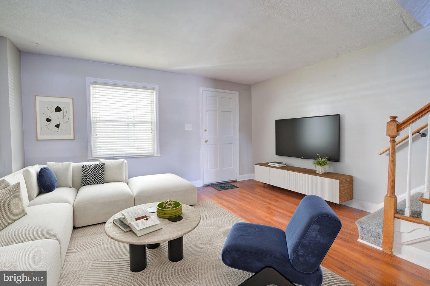 126 Kingston Road photo 5