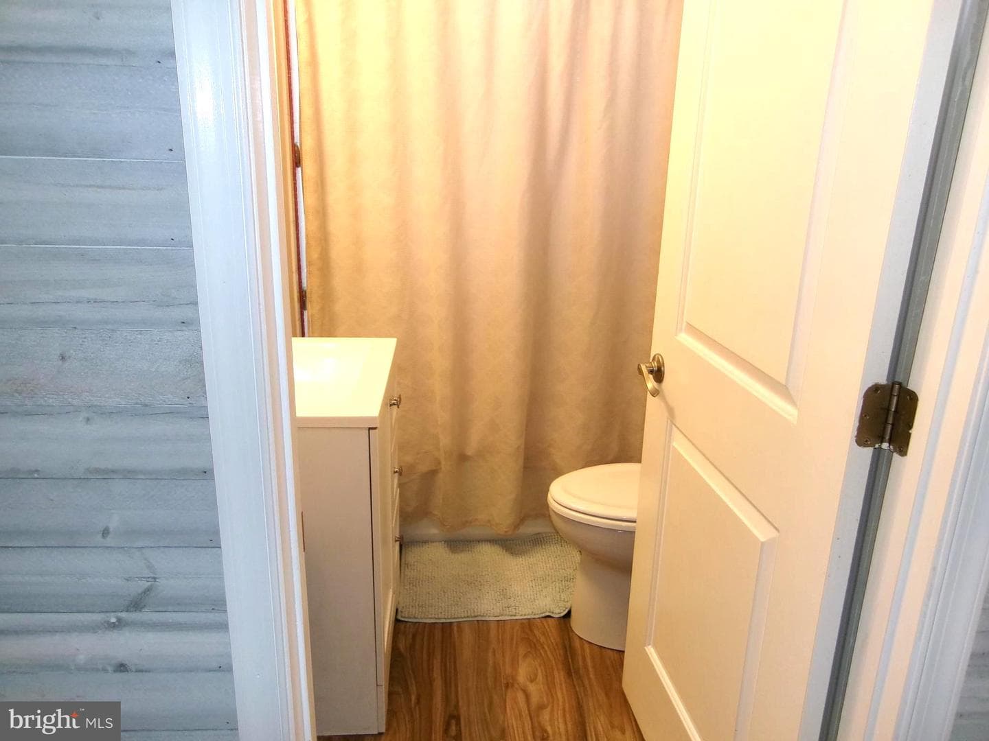 8807 Fearne Avenue photo 9