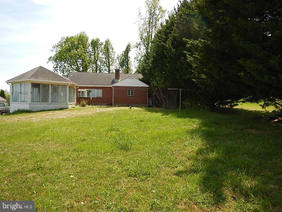 7716 Chapman Road photo 5