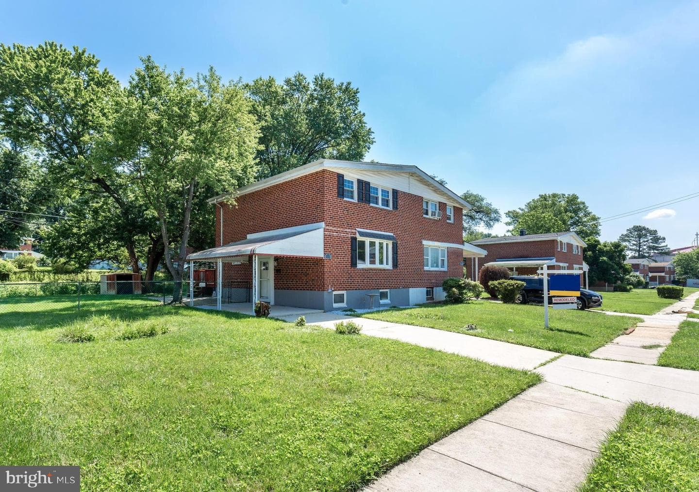 6641 Marott Drive photo 2