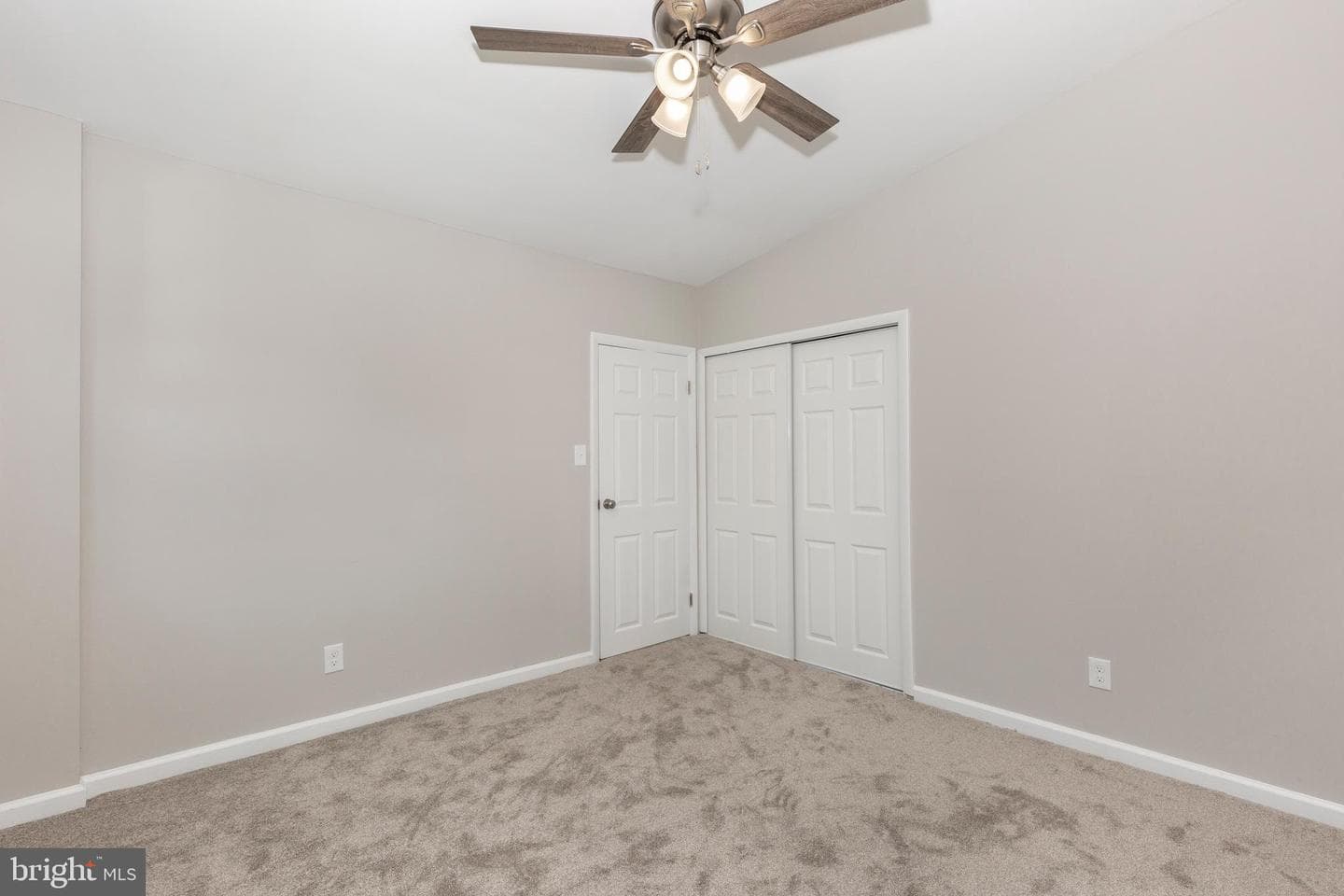 6641 Marott Drive photo 21