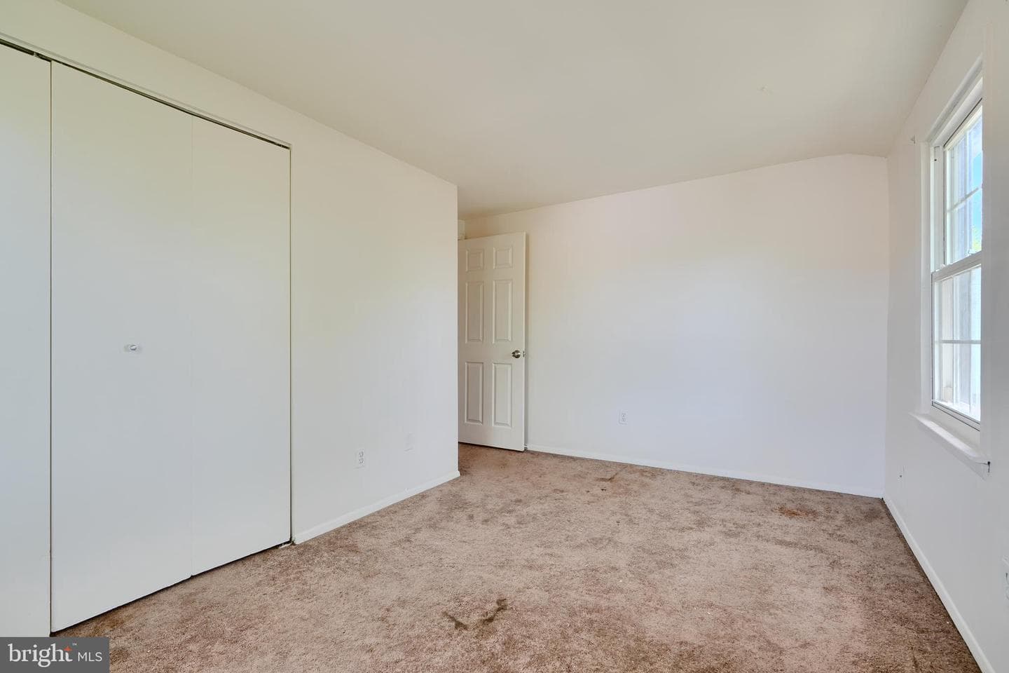 19 Melken Court #5j photo 15