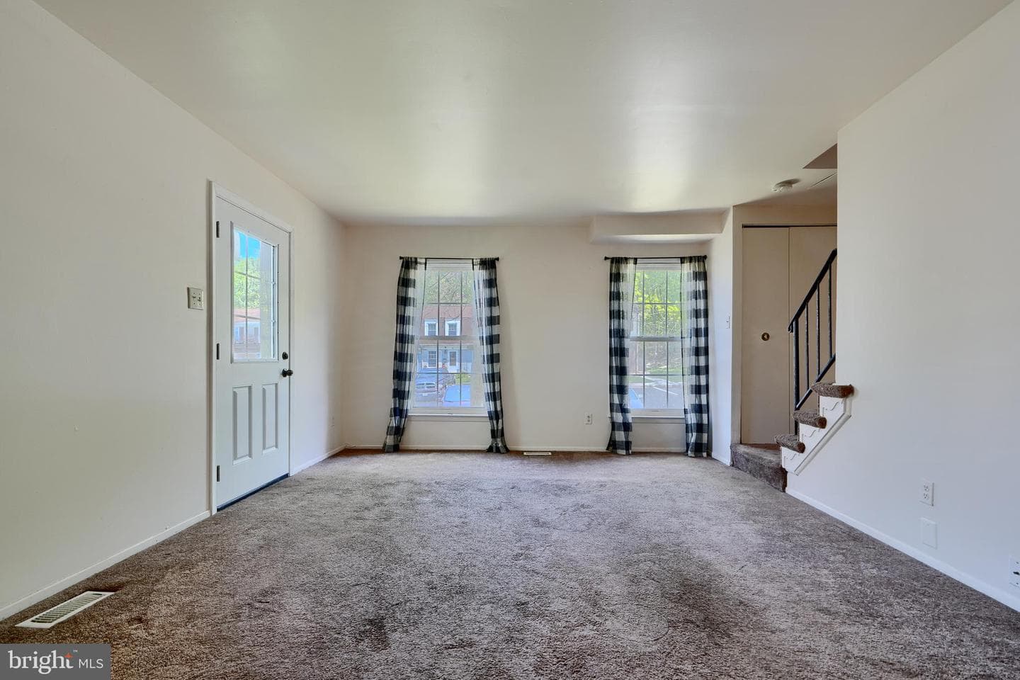 19 Melken Court #5j photo 9