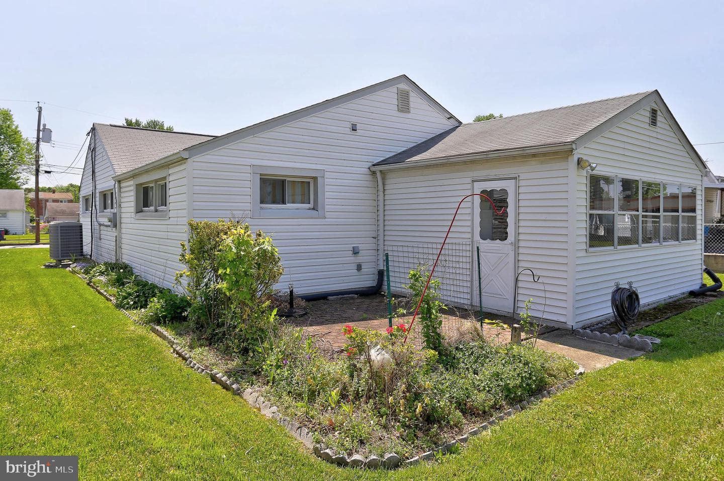 1620 Williams Avenue photo 23