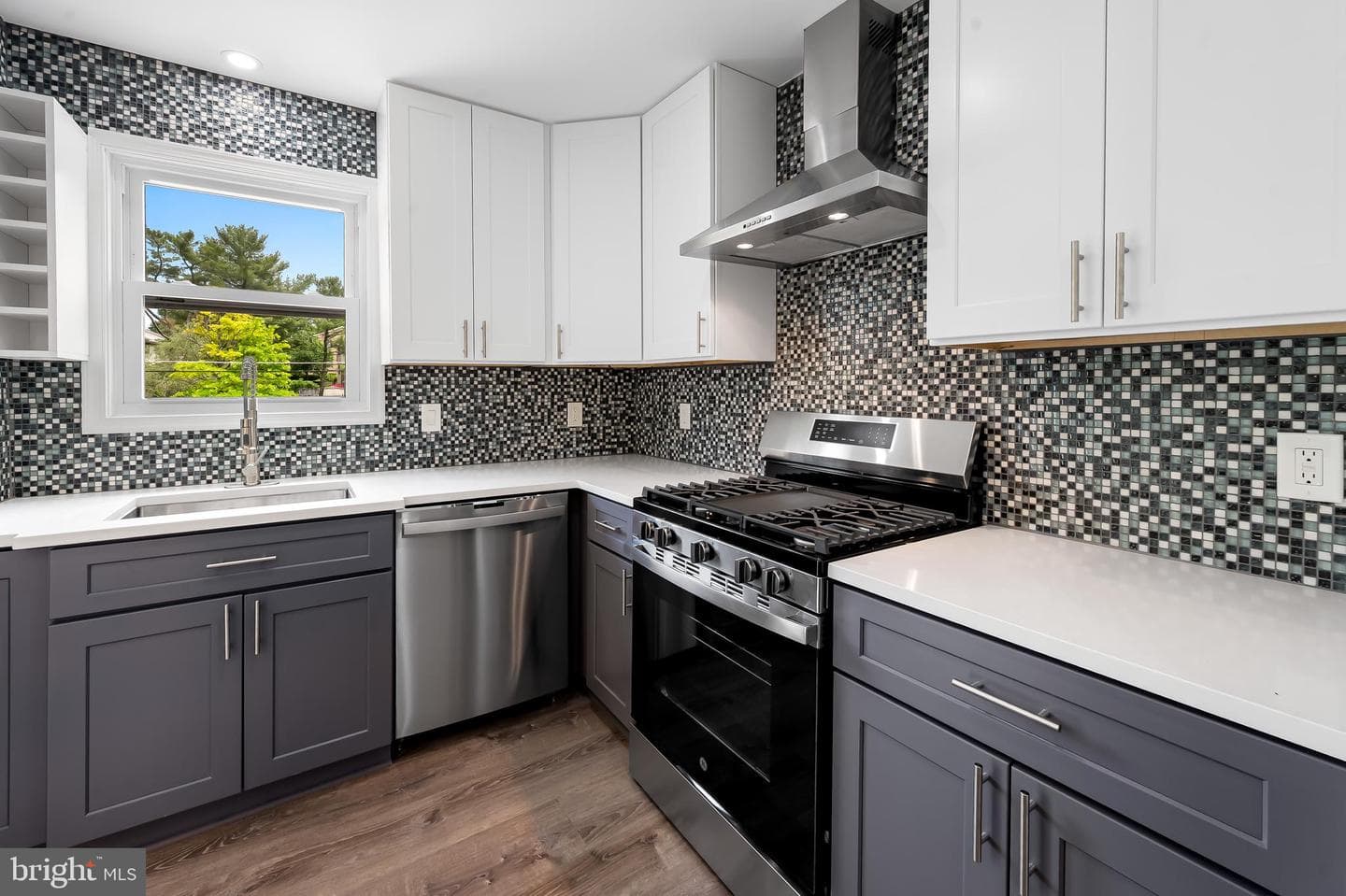 1027 Winsford Road photo 12