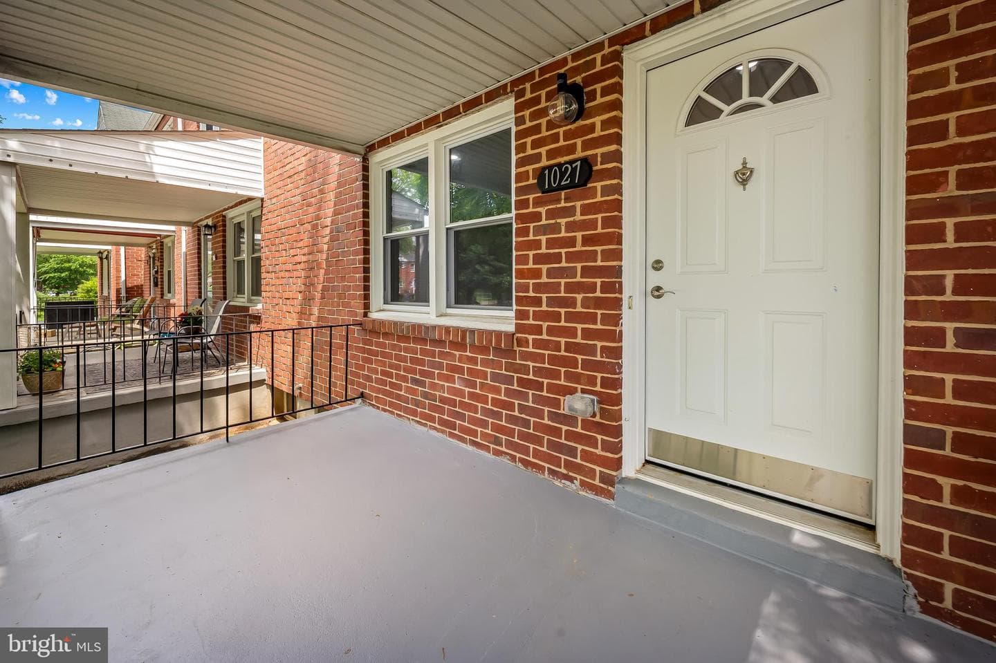 1027 Winsford Road photo 3