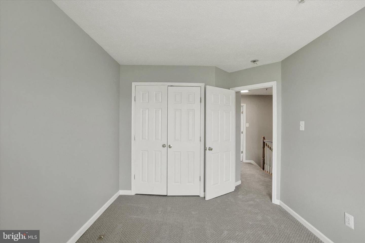 835 Lowe Road photo 19