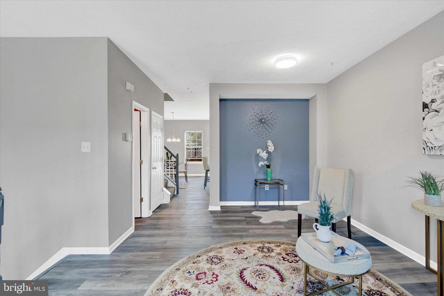 835 Lowe Road photo 2