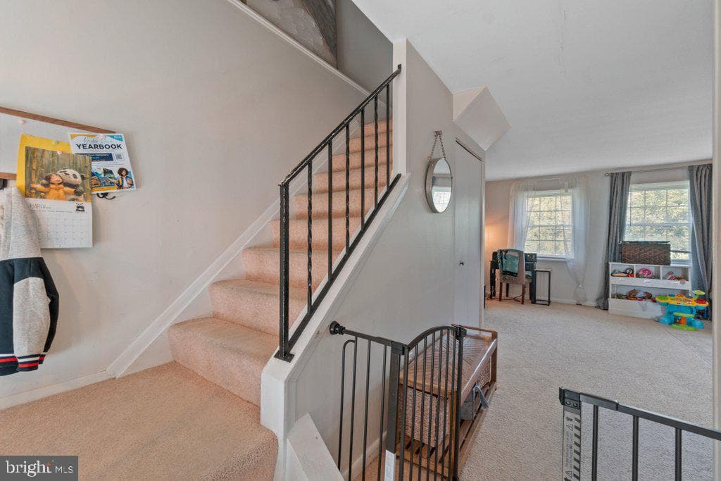 400 Benton Woods Lane photo 4