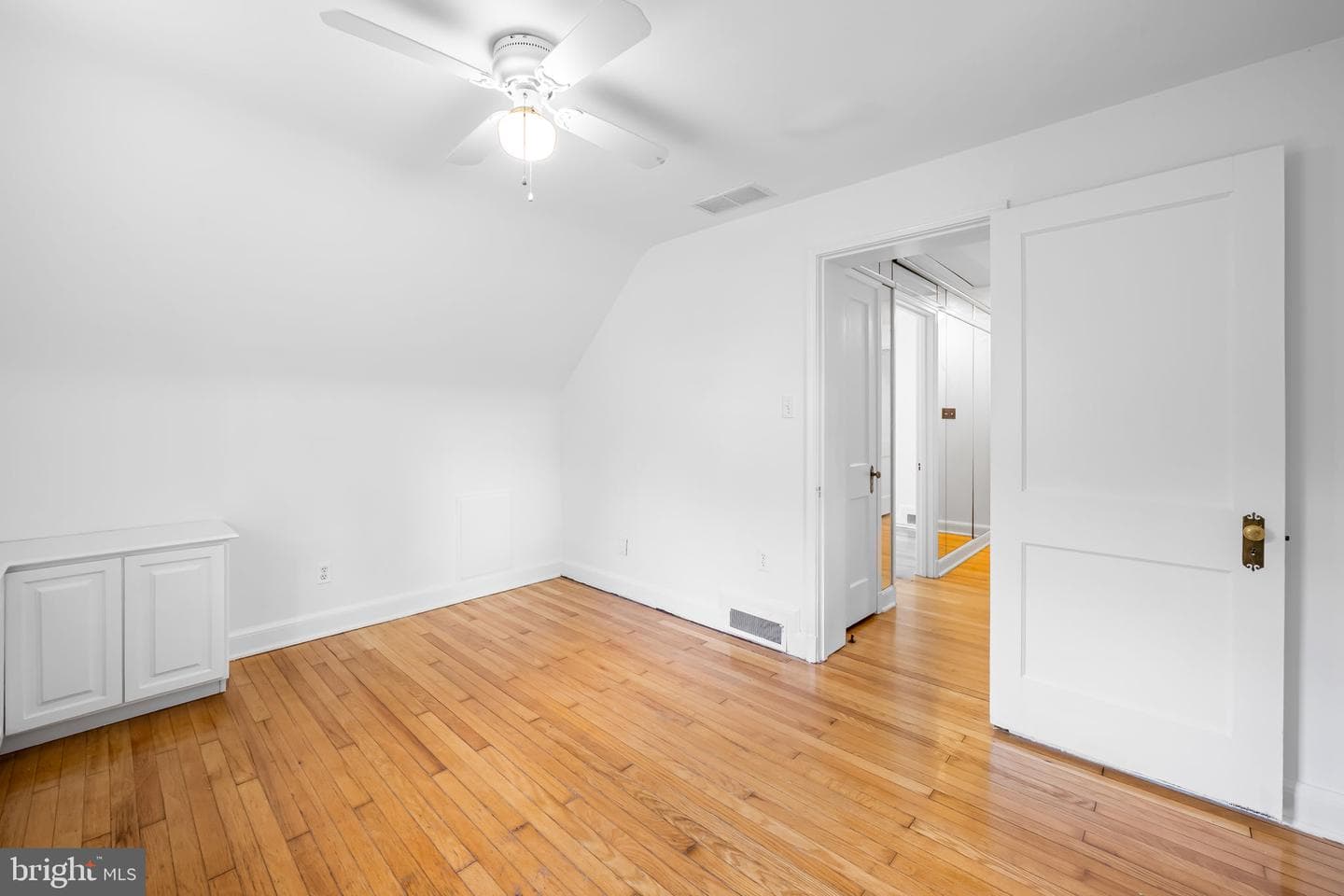 900 Adana Road photo 20