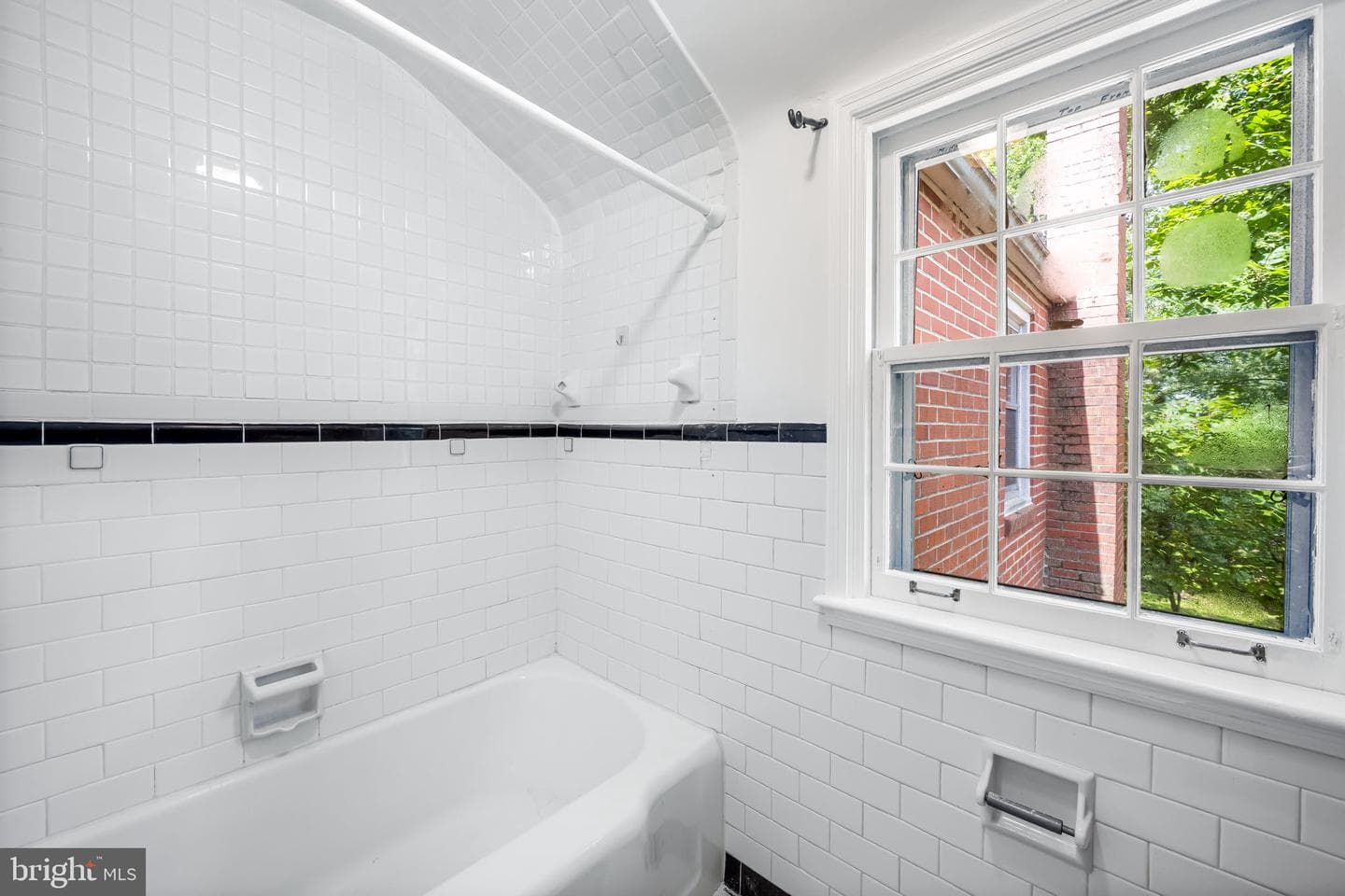 900 Adana Road photo 24
