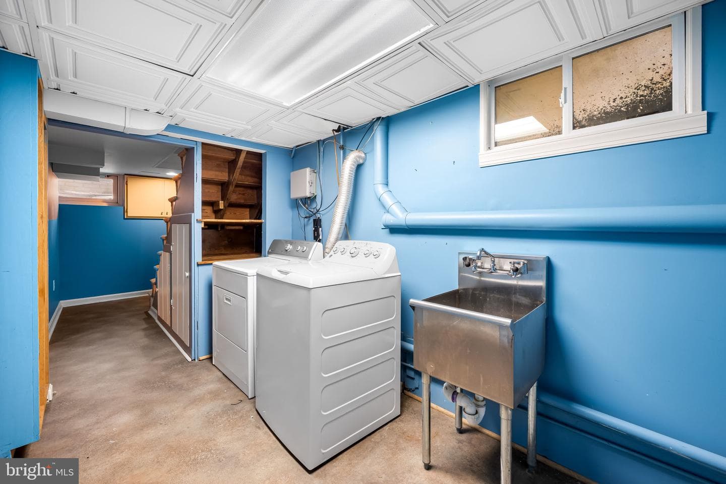 900 Adana Road photo 35